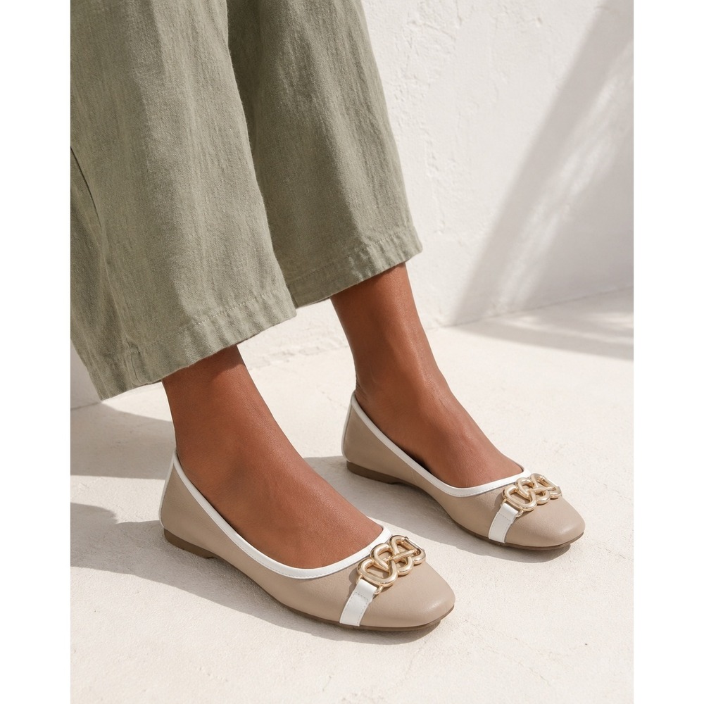 Boho Neutral Aerosoles Meteorite Tan White Leather Gold Chain Ballet 9M Flats